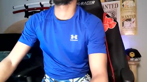 TWITTER   INSTAGRAM    easybreezy20   ONLINE 1230 AM TO 7AM online show from March 13, 7:26 am