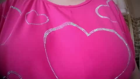 easysmart000 online show from March 22, 11:46 am