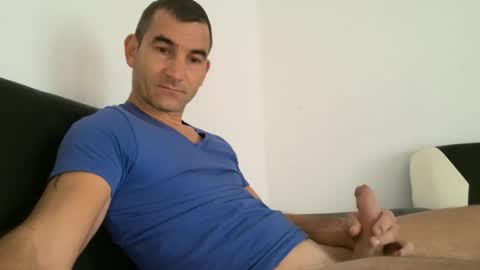 Snapshot of easystyle1 chatting on October 2, 7:37 am Andrew online show from October 2, 7:37 am