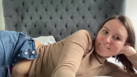 Snapshot of eatmypie69 chatting on December 4, 11:19 am Nadia Ferreira online show from December 4, 11:19 am