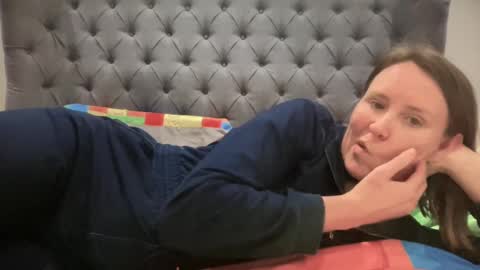 Snapshot of eatmypie69 chatting on February 15, 10:42 pm Nadia Ferreira online show from February 15, 10:42 pm