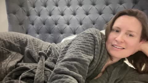 Snapshot of eatmypie69 chatting on February 26, 4:45 pm Nadia Ferreira online show from February 26, 4:45 pm