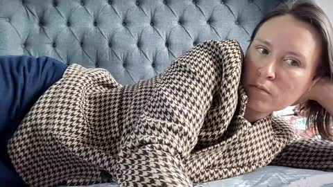 Snapshot of eatmypie69 chatting on September 11, 9:20 am Nadia Ferreira online show from September 11, 9:20 am