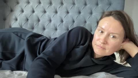 Snapshot of eatmypie69 chatting on September 30, 9:25 am Nadia Ferreira online show from September 30, 9:25 am