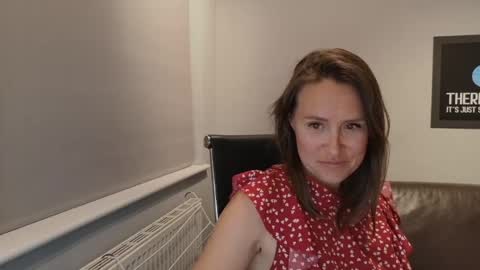 Snapshot of eatmypie69 chatting on June 2, 8:55 pm Nadia Ferreira online show from June 2, 8:55 pm