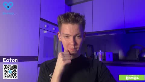 eaton_ online show from November 27, 6:10 pm