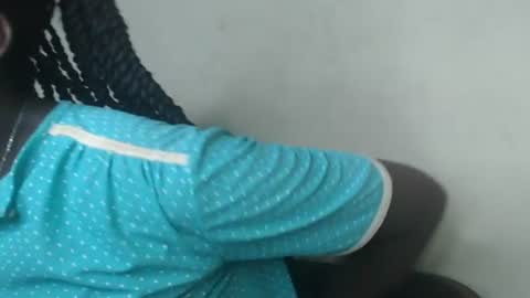 Snapshot of eatuupx chatting on January 26, 12:58 am eatuupx online show from January 26, 12:58 am