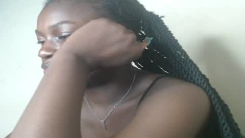 Snapshot of eatuupx chatting on January 30, 1:11 am eatuupx online show from January 30, 1:11 am