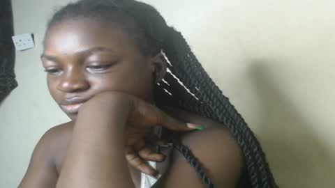 Snapshot of eatuupx chatting on February 3, 7:51 am eatuupx online show from February 3, 7:51 am