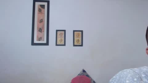 Snapshot of ebanoymarfil2 chatting on September 29, 7:13 am Laraand Drake online show from September 29, 7:13 am