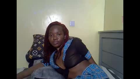 Snapshot of eboniana chatting on May 16, 6:54 am eboniana online show from May 16, 6:54 am