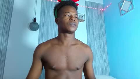 Chris Palaz  online show from December 3, 11:25 pm