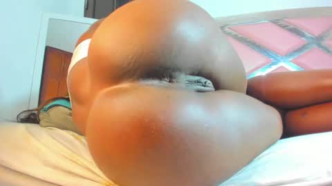 Snapshot of ebonnygoddess2 chatting on January 29, 11:46 pm 2 online show from January 29, 11:46 pm