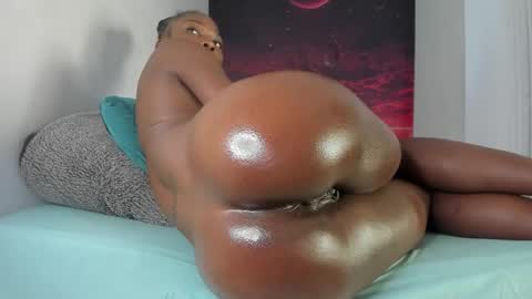 Snapshot of ebonnygoddess2 chatting on December 4, 7:33 pm 2 online show from December 4, 7:33 pm