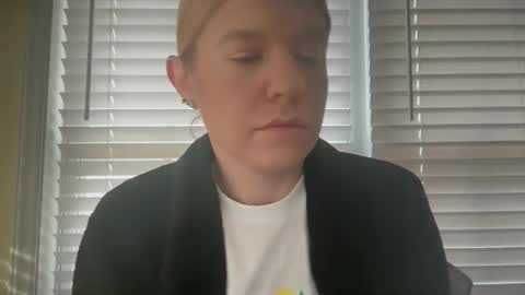 americnbarbie online show from February 20, 1:44 pm