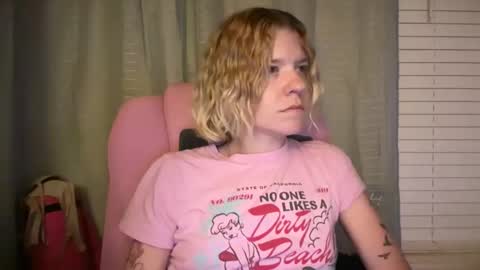 americnbarbie online show from April 24, 3:31 am