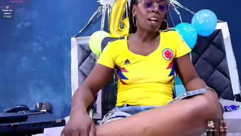 Snapshot of ebony__jheim chatting on July 7, 12:42 pm jheim online show from July 7, 12:42 pm