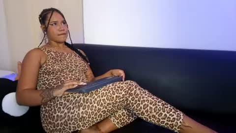 ebony_af online show from July 15, 3:23 am