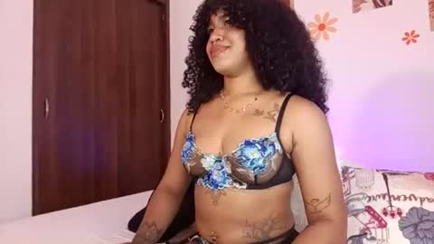 ebony_af online show from July 17, 3:13 am