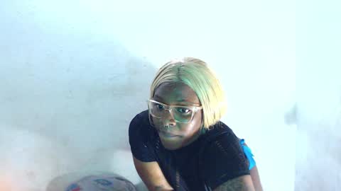 Snapshot of ebony_chayna chatting on January 2, 6:01 pm chayna smith online show from January 2, 6:01 pm