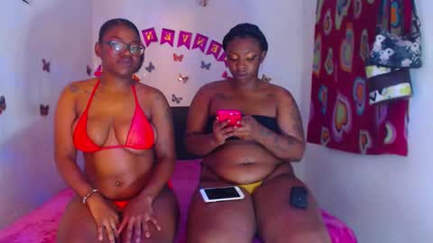 Snapshot of ebony_chayna chatting on October 2, 1:34 am chayna smith online show from October 2, 1:34 am