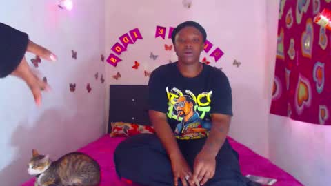 Snapshot of ebony_chayna chatting on October 6, 6:27 pm chayna smith online show from October 6, 6:27 pm
