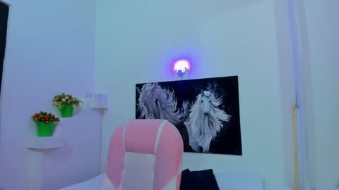 ebony_katterin online show from February 5, 7:10 pm