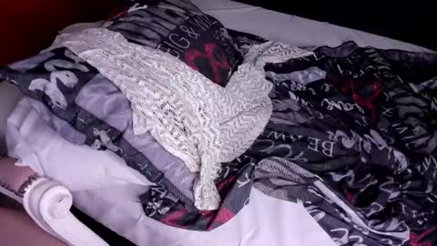 ebony_katterin online show from March 1, 2:37 am