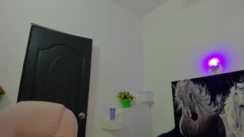 ebony_katterin online show from March 1, 6:43 pm