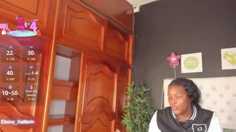 ebony_katterin online show from May 1, 11:15 am