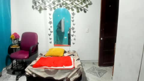 Snapshot of ebony_luna1 chatting on July 6, 7:27 pm ebony_luna1 online show from July 6, 7:27 pm