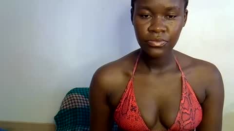 Snapshot of ebony_lynne chatting on June 22, 12:57 pm ebony_lynne online show from June 22, 12:57 pm
