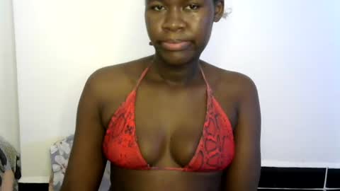 Snapshot of ebony_lynne chatting on July 15, 3:06 pm ebony_lynne online show from July 15, 3:06 pm