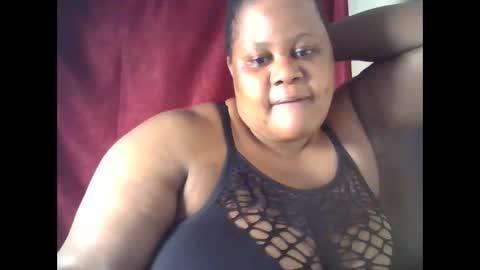 Snapshot of ebony_magixs chatting on November 1, 11:56 am ebony_magixs online show from November 1, 11:56 am