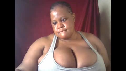Snapshot of ebony_magixs chatting on November 15, 7:43 pm ebony_magixs online show from November 15, 7:43 pm