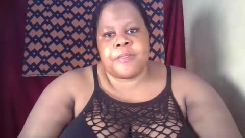 Snapshot of ebony_magixs chatting on December 1, 7:02 am ebony_magixs online show from December 1, 7:02 am