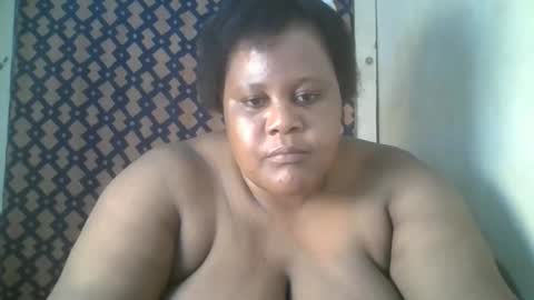 Snapshot of ebony_magixs chatting on December 22, 9:01 pm ebony_magixs online show from December 22, 9:01 pm