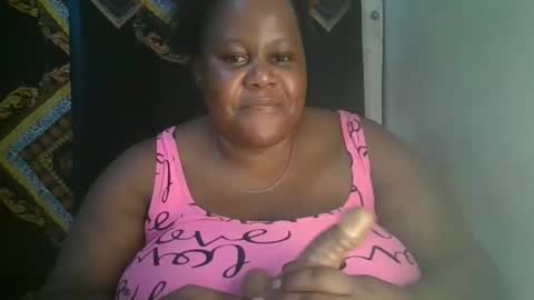 Snapshot of ebony_magixs chatting on February 20, 2:28 pm ebony_magixs online show from February 20, 2:28 pm