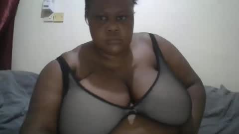 Snapshot of ebony_magixs chatting on March 7, 9:06 am ebony_magixs online show from March 7, 9:06 am