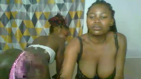 Snapshot of ebony_meeky chatting on October 2, 6:04 pm ebony_meeky online show from October 2, 6:04 pm