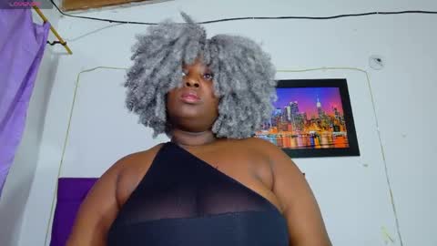 Snapshot of ebony_neighbormoans chatting on May 16, 3:14 am LINA online show from May 16, 3:14 am