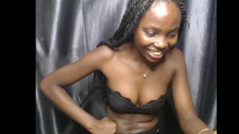 Ella online show from May 3, 8:20 am
