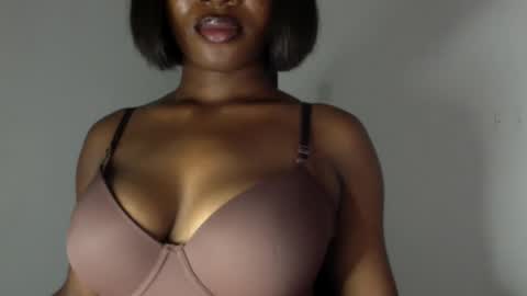 delilah online show from April 29, 6:58 pm