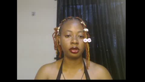 Snapshot of ebony_queenx chatting on July 9, 7:34 am Queen online show from July 9, 7:34 am