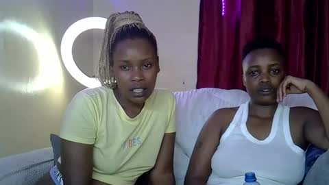 Snapshot of ebony_rubie chatting on May 11, 9:45 pm ebony_rubie online show from May 11, 9:45 pm