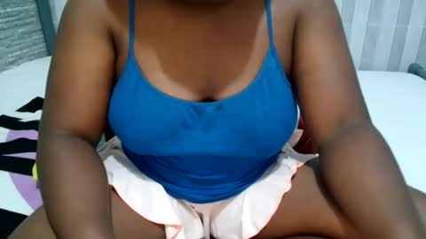 Snapshot of ebony_sabrina chatting on June 6, 9:47 am Sabrina online show from June 6, 9:47 am
