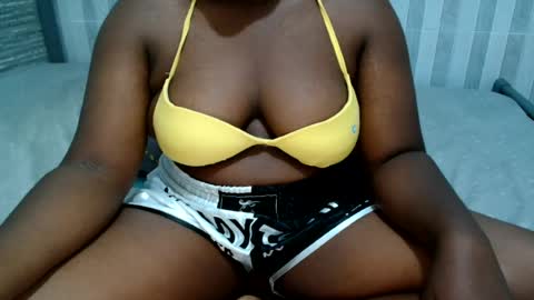 Snapshot of ebony_sabrina chatting on July 9, 6:50 am Sabrina online show from July 9, 6:50 am