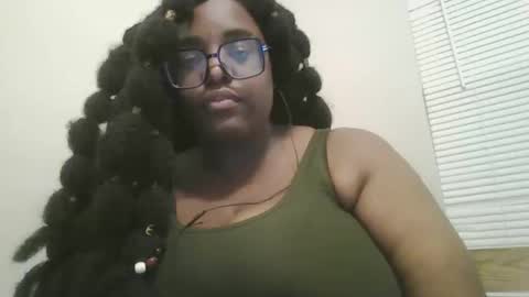 Snapshot of ebonybigtitqueen4 chatting on November 16, 2:39 am ebonybigtitqueen4 online show from November 16, 2:39 am