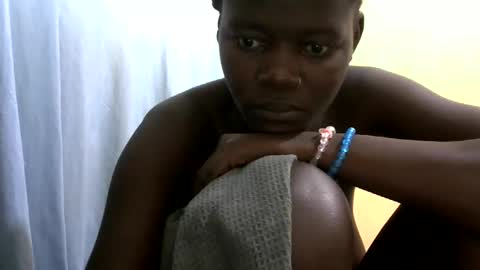 Snapshot of ebonybloom01 chatting on October 30, 11:33 am ebonybloom01 online show from October 30, 11:33 am