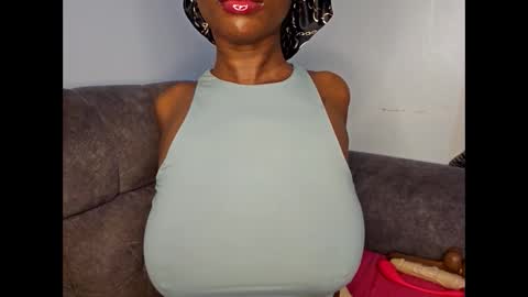 Ebony Melanie online show from November 6, 11:37 pm